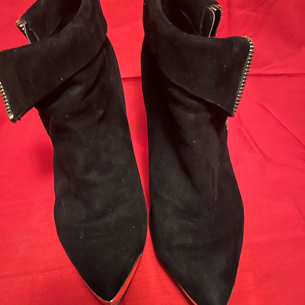 Steve Madden Black Ankle Booties with Gold Zipper